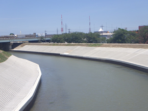 二級河川 伏見川 広域河川改修工事（護岸1工区）